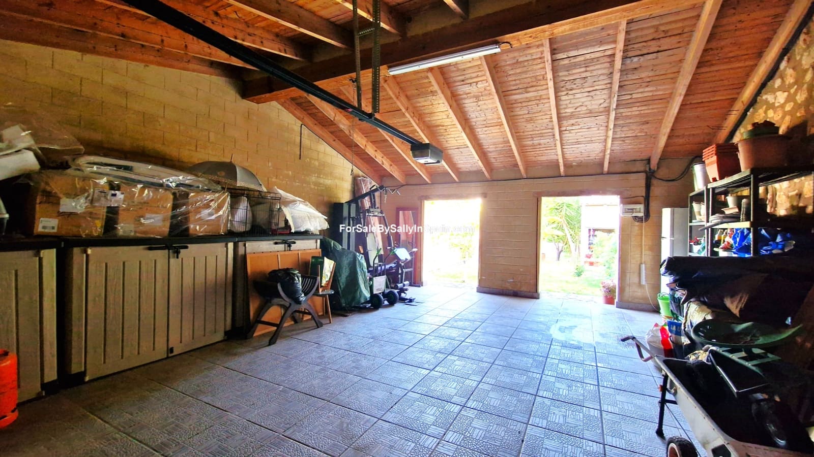4 slaapkamer Villa te koop in Barx met zwembad garage - € 549.000 (Ref: 9895027)