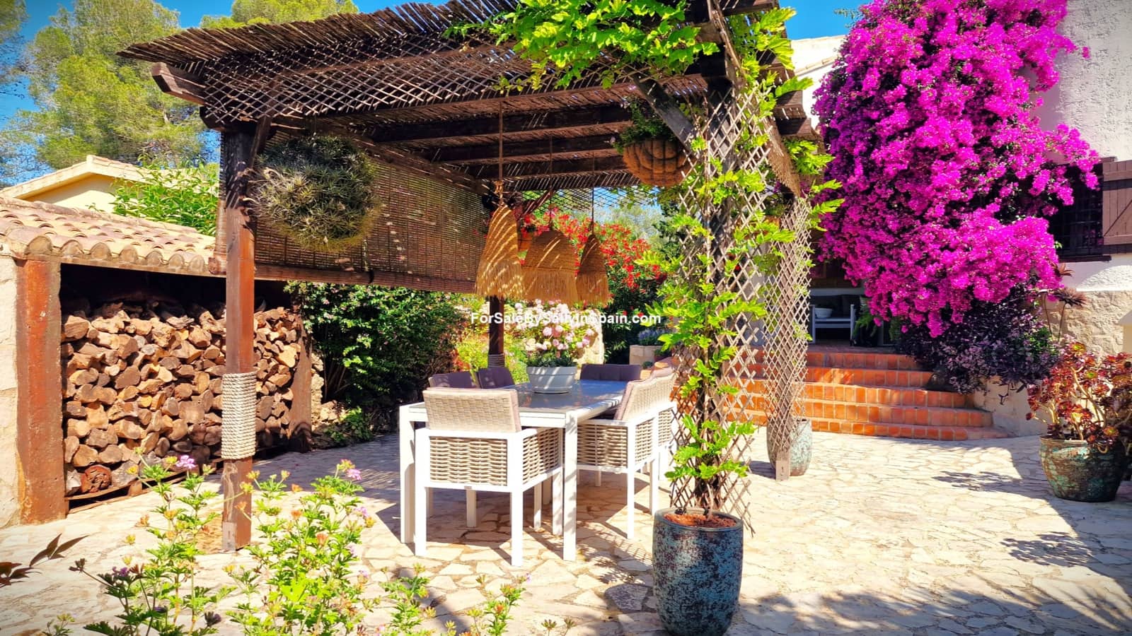 4 slaapkamer Villa te koop in Barx met zwembad garage - € 549.000 (Ref: 9895027)