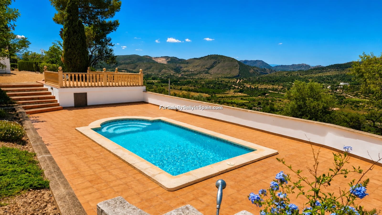3 bedroom Villa for sale in Beniganim with pool garage - € 290,000 (Ref: 9920886)