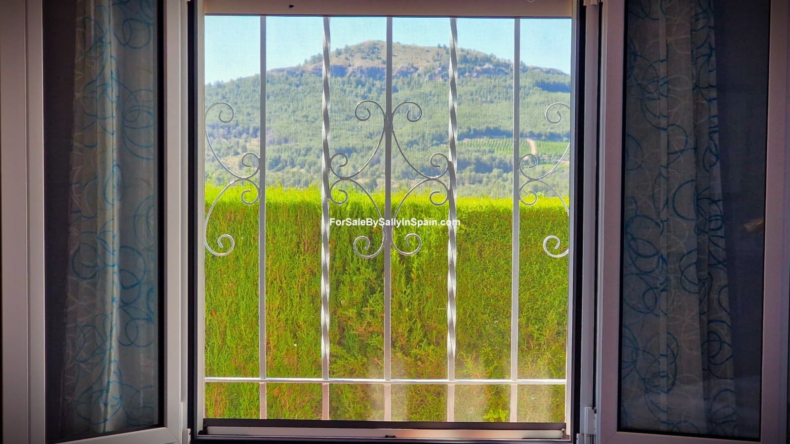 3 bedroom Villa for sale in Beniganim with pool garage - € 290,000 (Ref: 9920886)