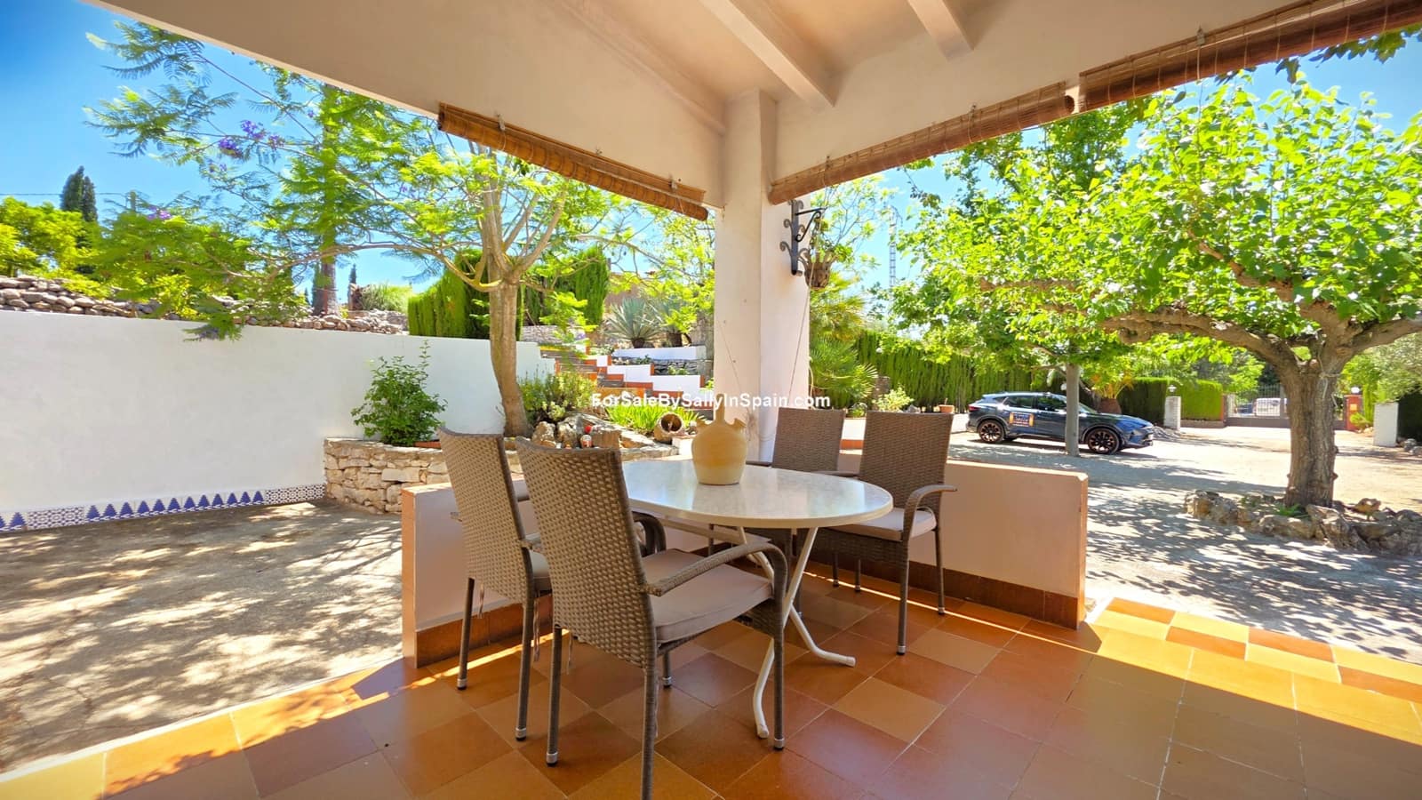3 bedroom Villa for sale in Beniganim with pool garage - € 290,000 (Ref: 9920886)