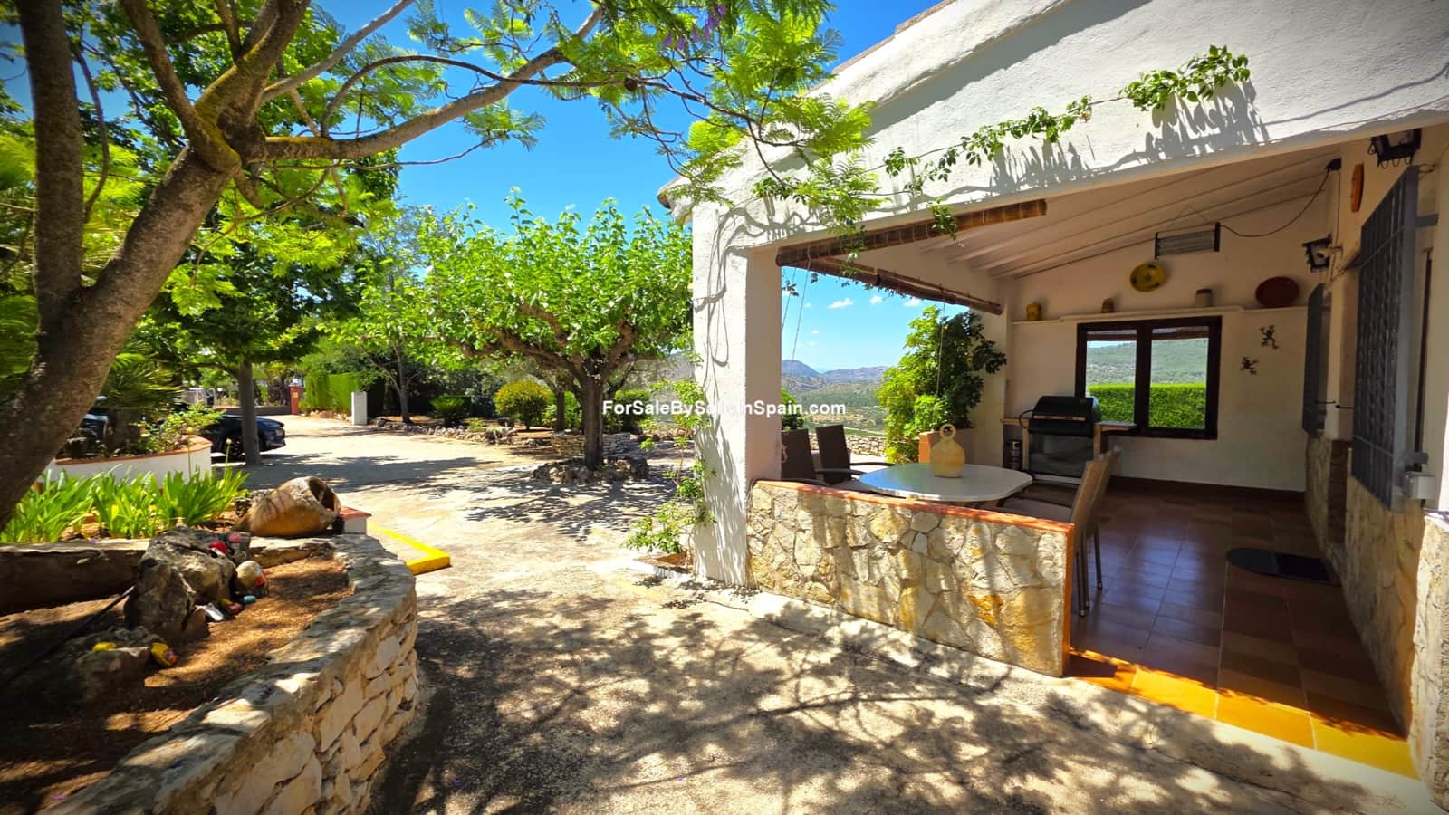 3 bedroom Villa for sale in Beniganim with pool garage - € 290,000 (Ref: 9920886)