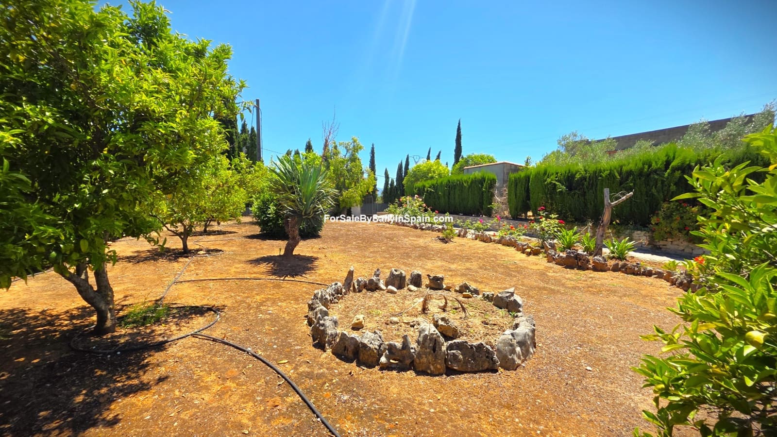 3 bedroom Villa for sale in Beniganim with pool garage - € 290,000 (Ref: 9920886)