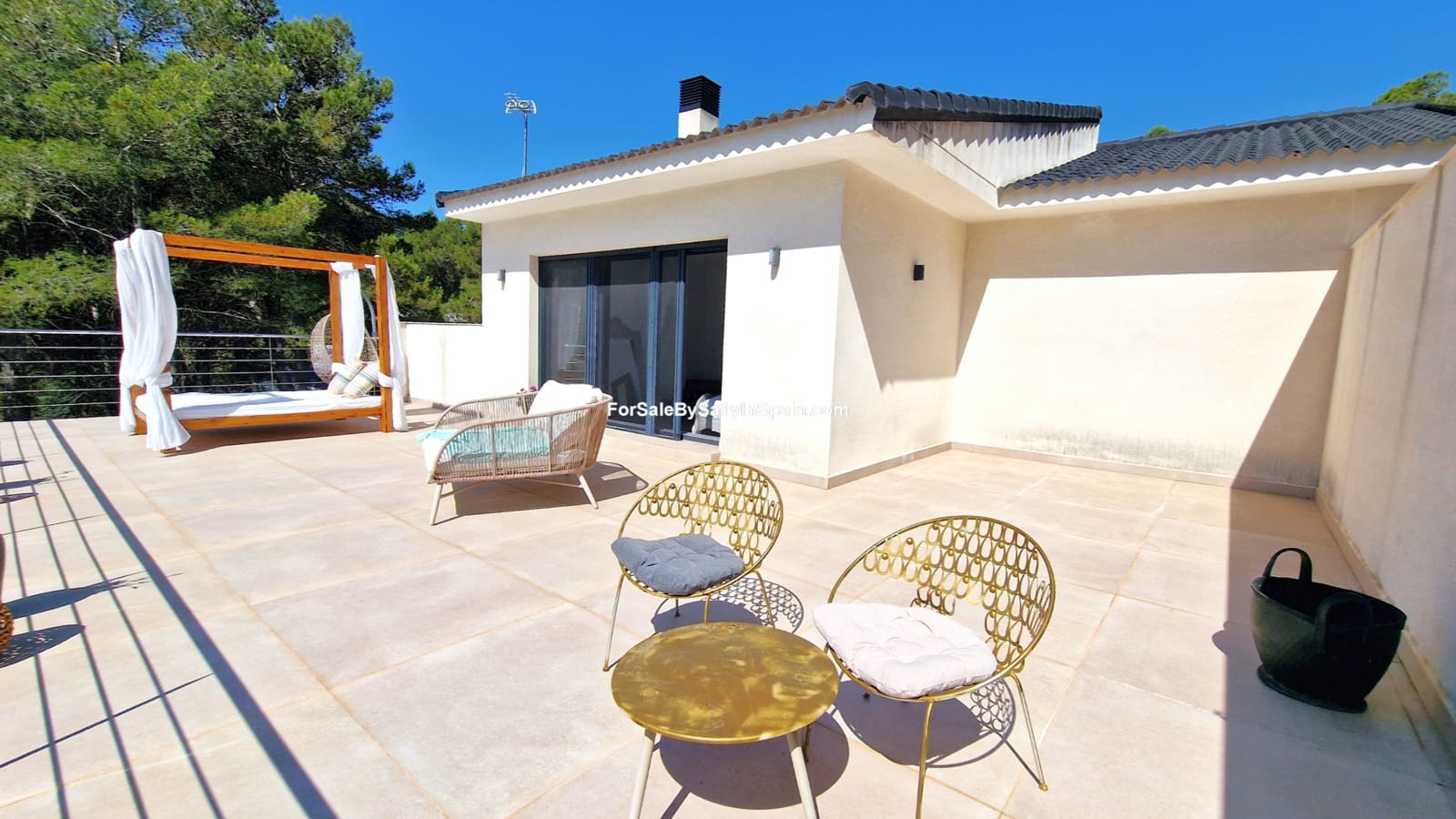 4 Zimmer Villa zu verkaufen in Barx mit Pool Garage - 799.000 € (Ref: 9932328)