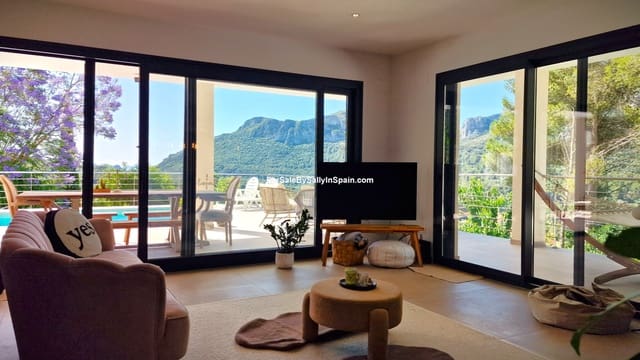 4 Zimmer Villa zu verkaufen in Barx mit Pool Garage - 799.000 € (Ref: 9932328)