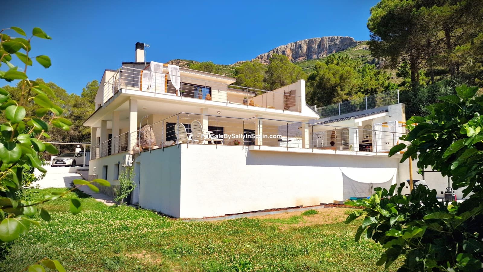 4 Zimmer Villa zu verkaufen in Barx mit Pool Garage - 799.000 € (Ref: 9932328)