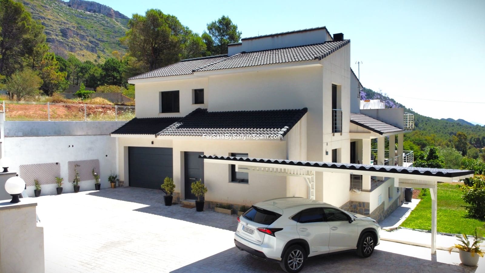 4 Zimmer Villa zu verkaufen in Barx mit Pool Garage - 799.000 € (Ref: 9932328)