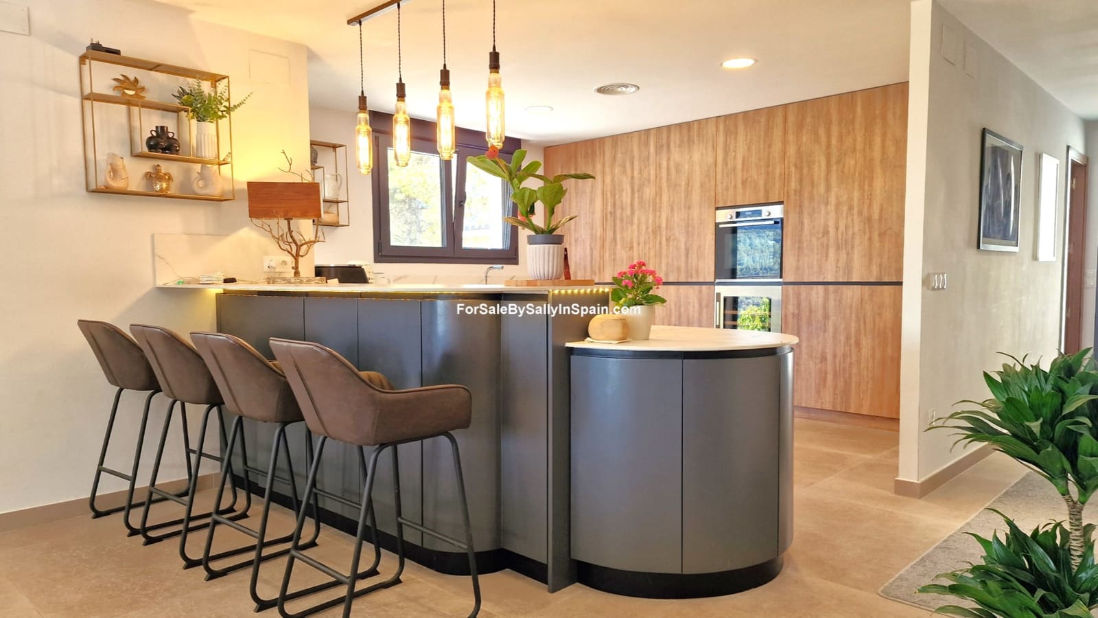 4 Zimmer Villa zu verkaufen in Barx mit Pool Garage - 799.000 € (Ref: 9932328)