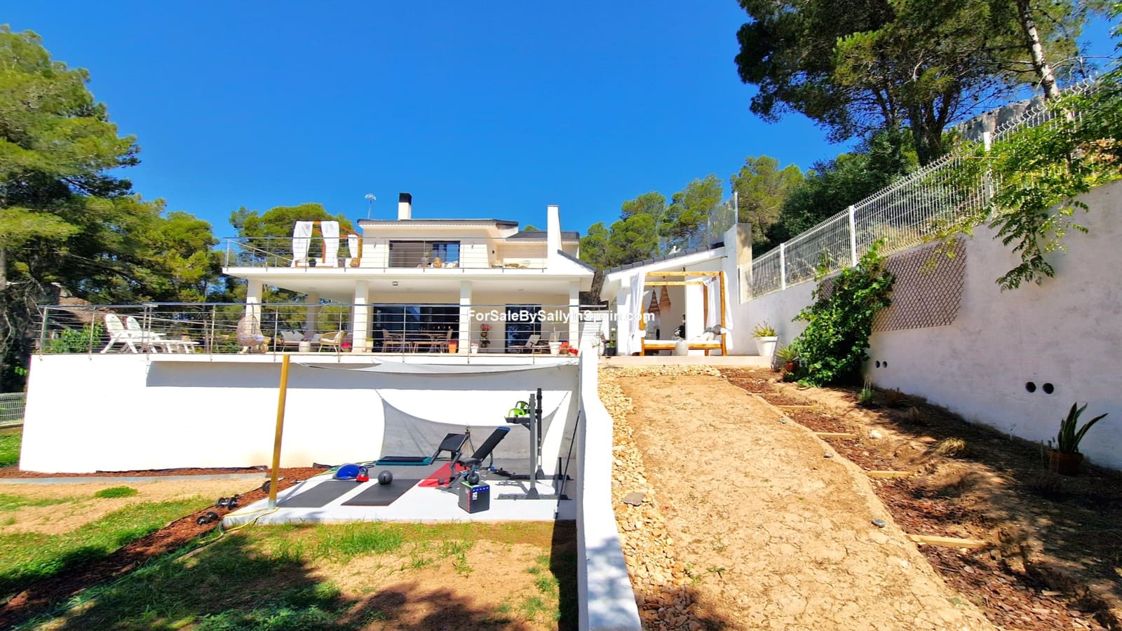 4 Zimmer Villa zu verkaufen in Barx mit Pool Garage - 799.000 € (Ref: 9932328)