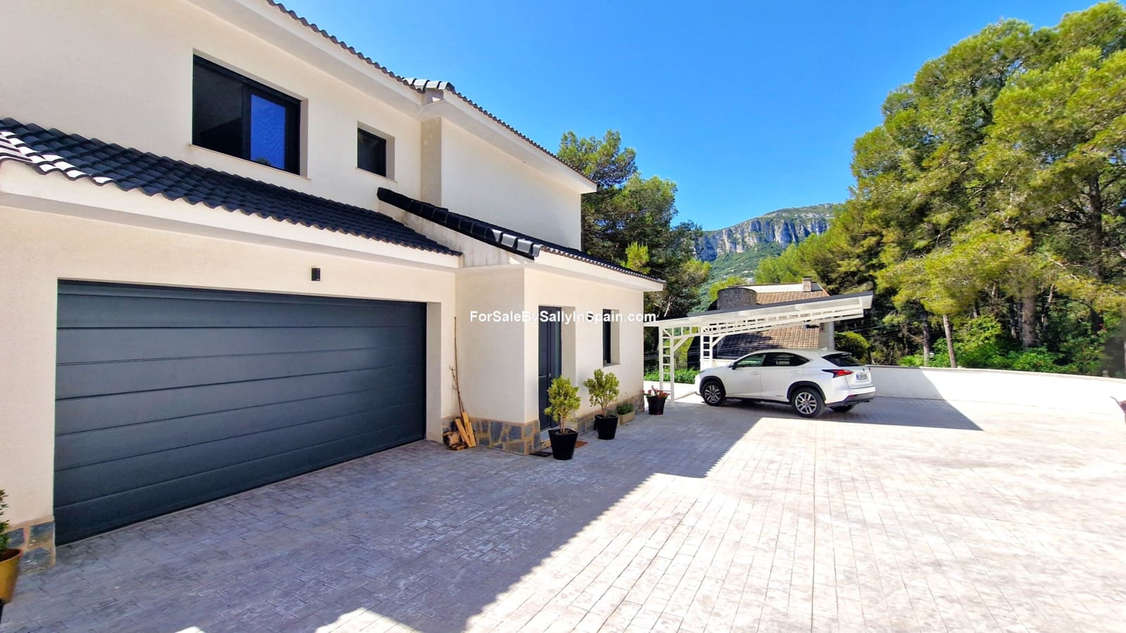 4 Zimmer Villa zu verkaufen in Barx mit Pool Garage - 799.000 € (Ref: 9932328)