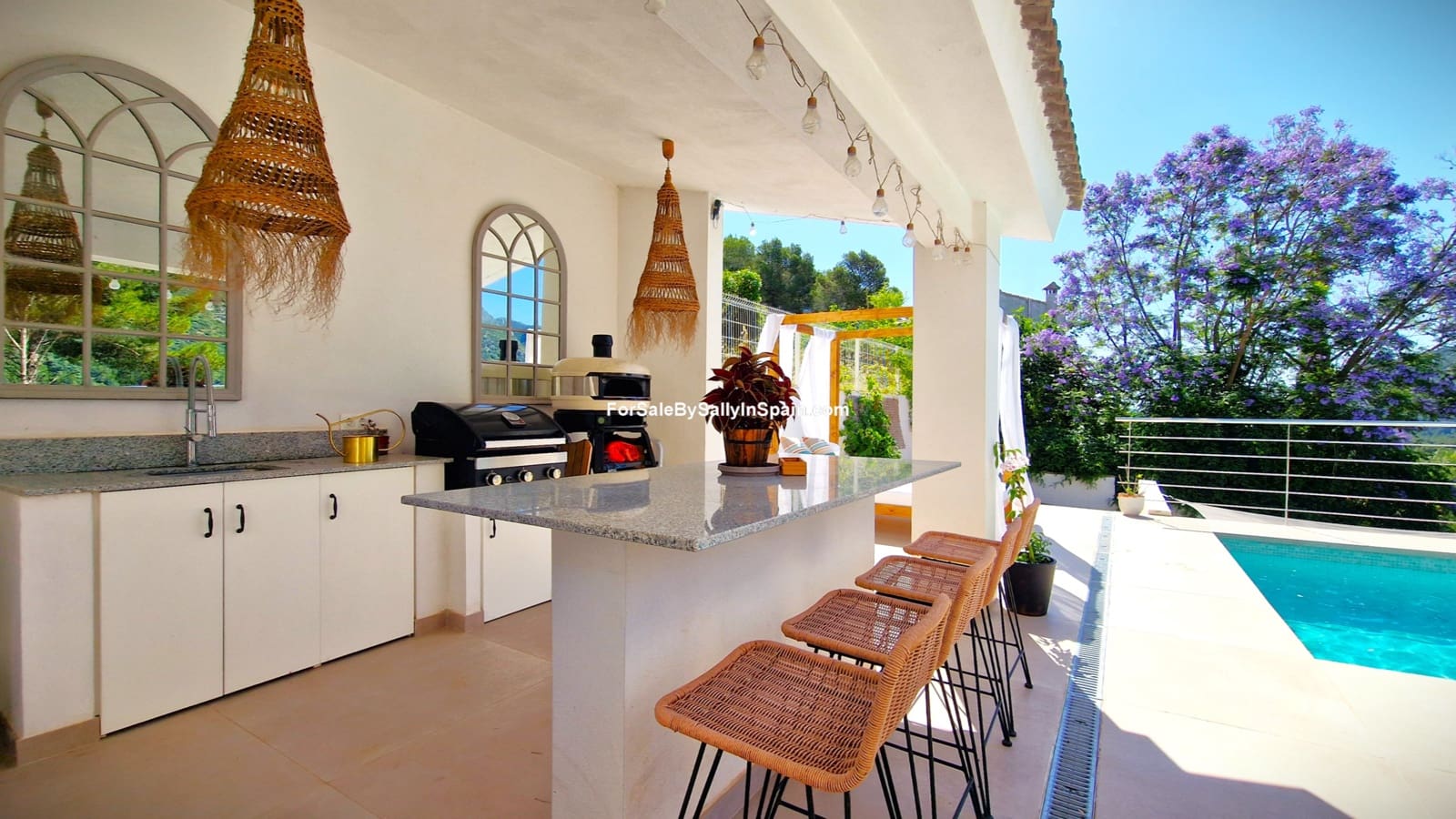 4 Zimmer Villa zu verkaufen in Barx mit Pool Garage - 799.000 € (Ref: 9932328)