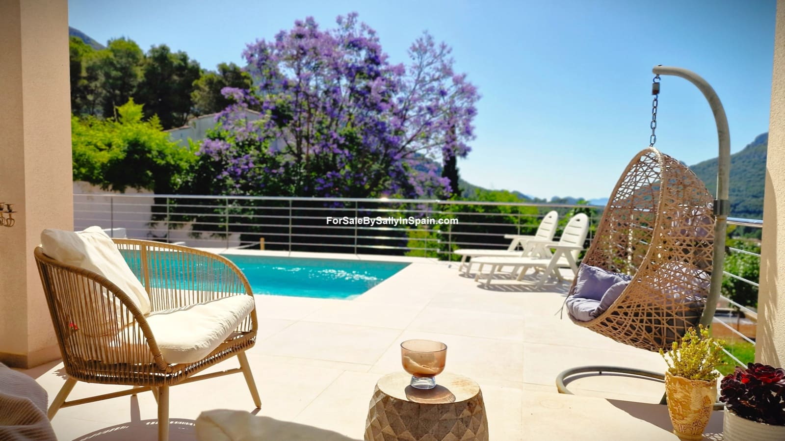 4 Zimmer Villa zu verkaufen in Barx mit Pool Garage - 799.000 € (Ref: 9932328)