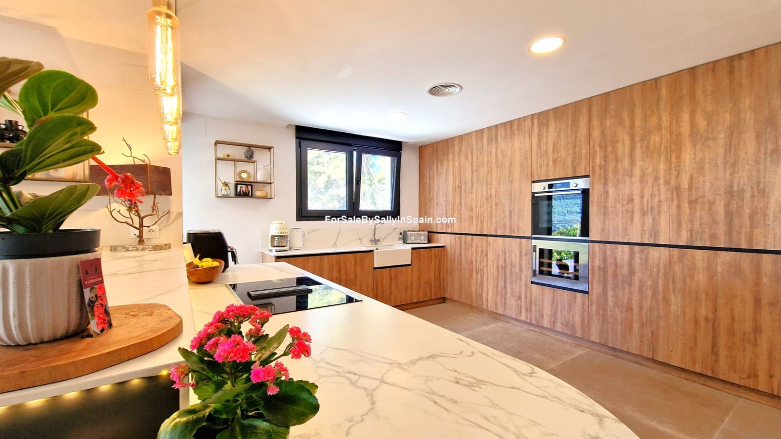 4 Zimmer Villa zu verkaufen in Barx mit Pool Garage - 799.000 € (Ref: 9932328)