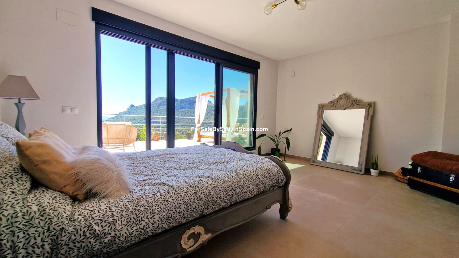 4 Zimmer Villa zu verkaufen in Barx mit Pool Garage - 799.000 € (Ref: 9932328)