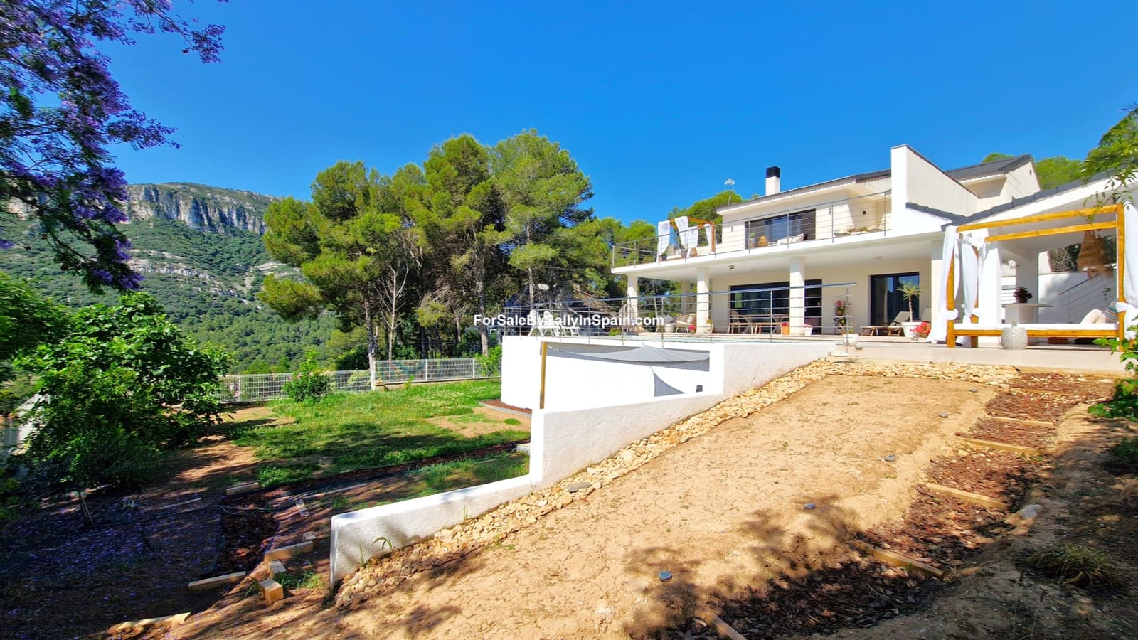 4 Zimmer Villa zu verkaufen in Barx mit Pool Garage - 799.000 € (Ref: 9932328)