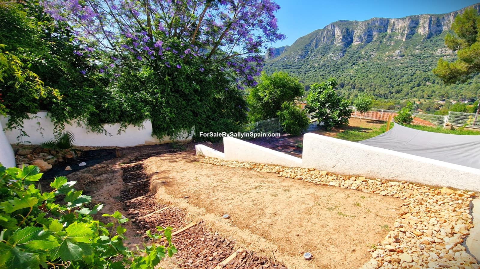 4 Zimmer Villa zu verkaufen in Barx mit Pool Garage - 799.000 € (Ref: 9932328)