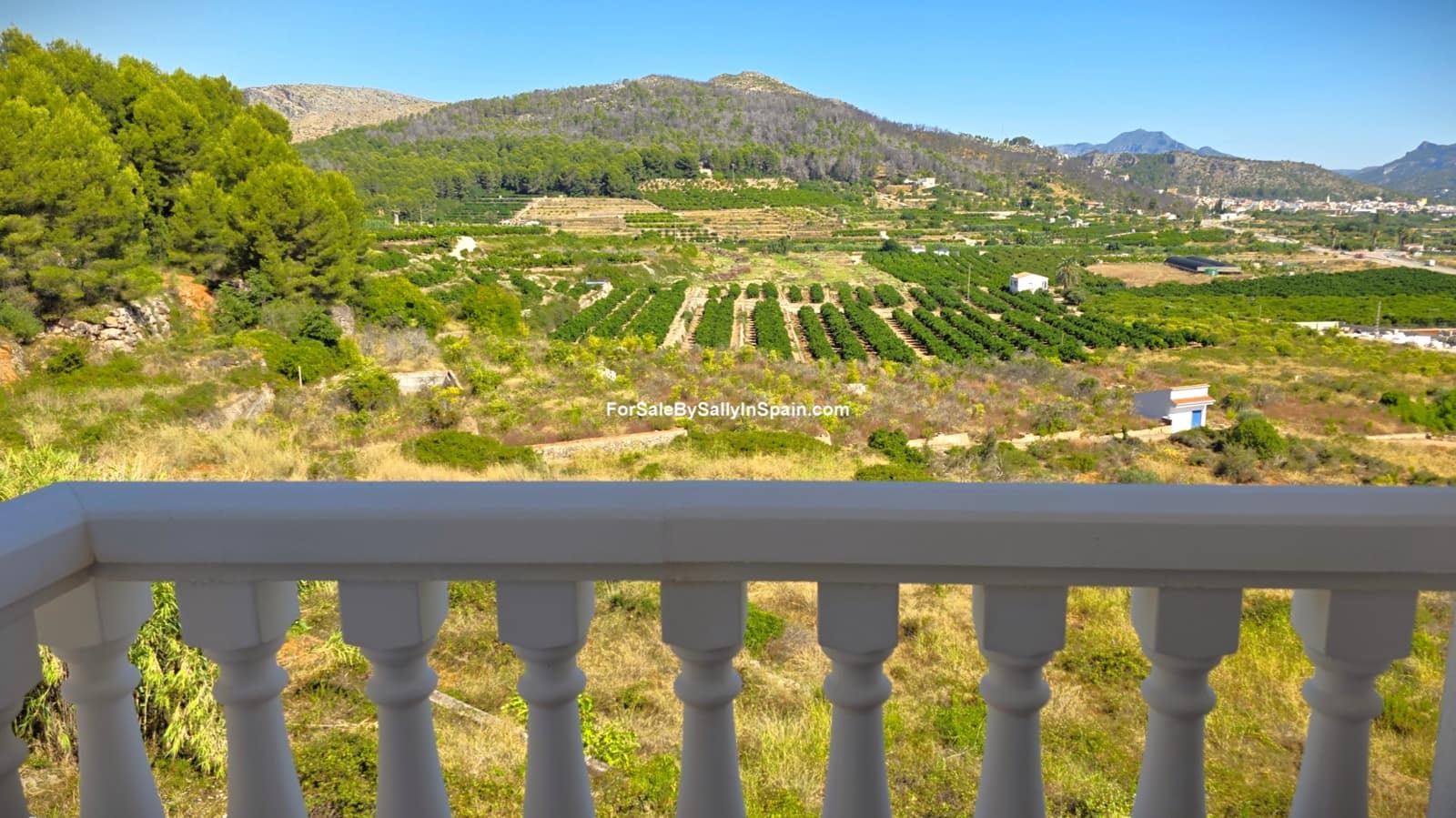 4 bedroom Villa for sale in Palma de Gandia with pool garage - € 395,000 (Ref: 9970846)