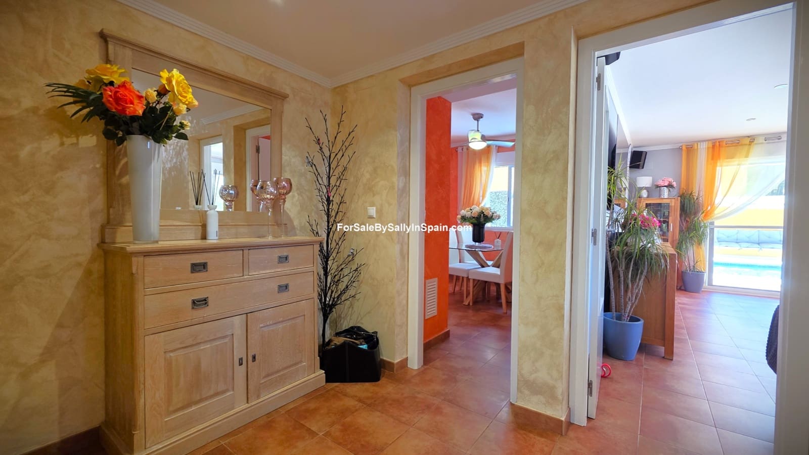 4 bedroom Villa for sale in Palma de Gandia with pool garage - € 395,000 (Ref: 9970846)