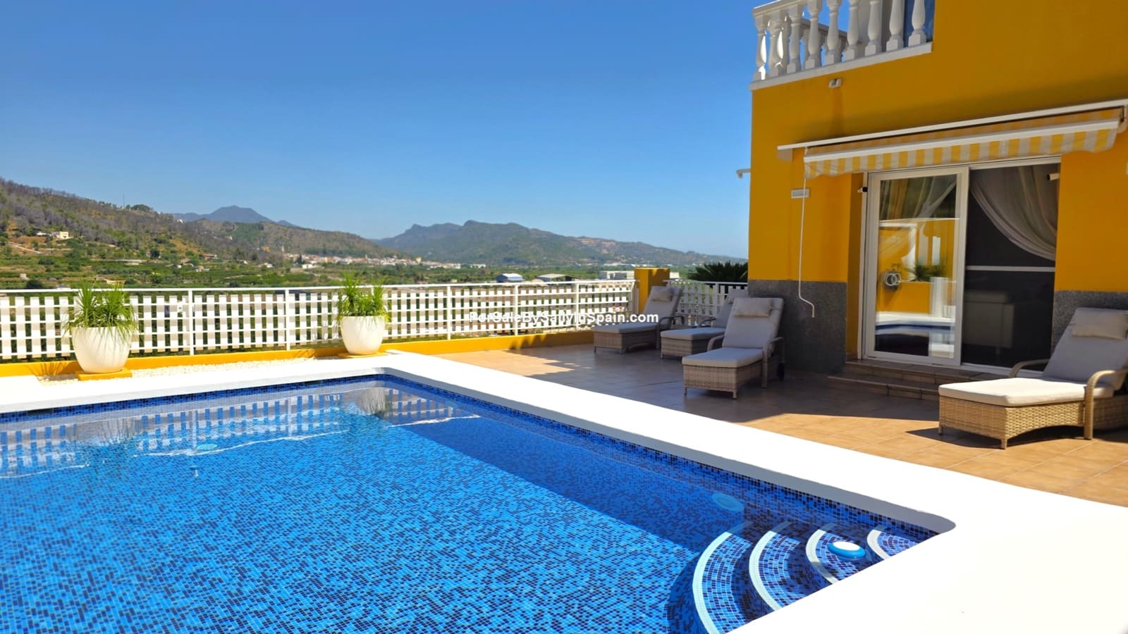 4 bedroom Villa for sale in Palma de Gandia with pool garage - € 395,000 (Ref: 9970846)