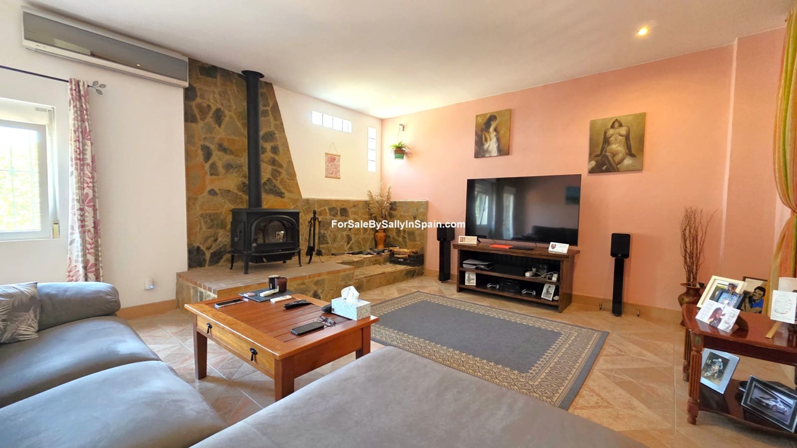 6 soverom Villa til salgs i L'Olleria med svømmebasseng garasje - € 485 000 (Ref: 9970904)