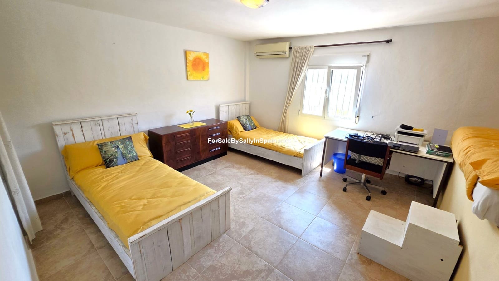 6 soverom Villa til salgs i L'Olleria med svømmebasseng garasje - € 485 000 (Ref: 9970904)