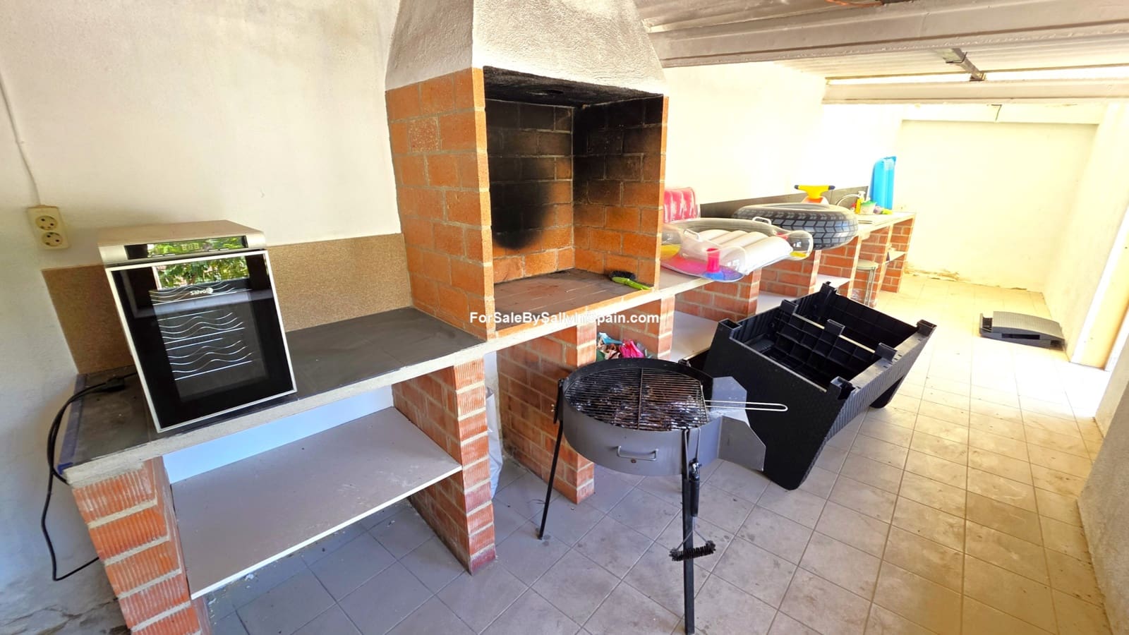 6 soverom Villa til salgs i L'Olleria med svømmebasseng garasje - € 485 000 (Ref: 9970904)
