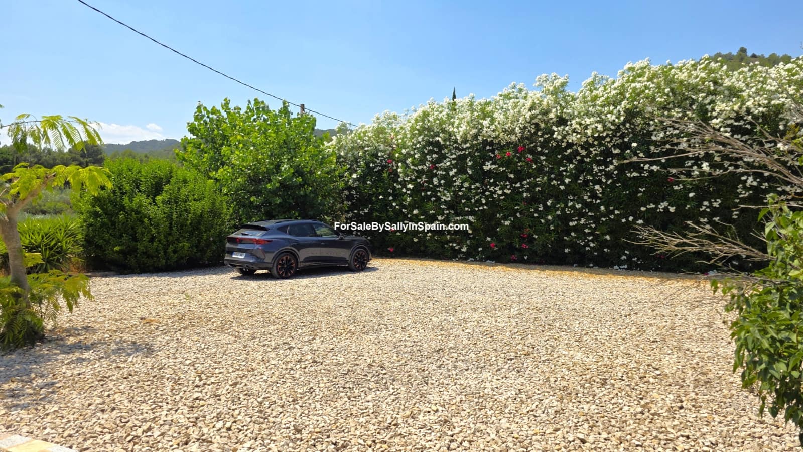 6 soverom Villa til salgs i L'Olleria med svømmebasseng garasje - € 485 000 (Ref: 9970904)