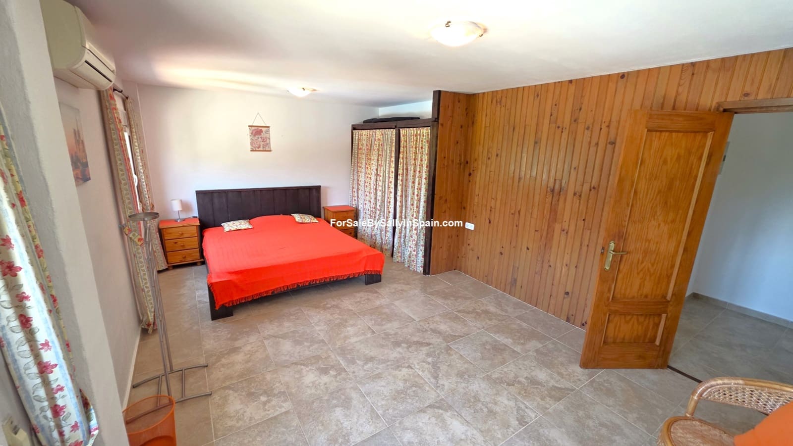6 soverom Villa til salgs i L'Olleria med svømmebasseng garasje - € 485 000 (Ref: 9970904)