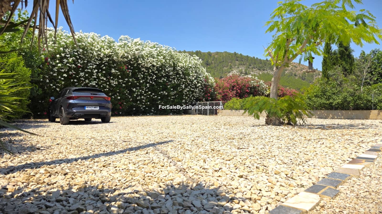 6 soverom Villa til salgs i L'Olleria med svømmebasseng garasje - € 485 000 (Ref: 9970904)