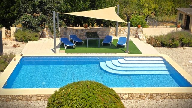 6 chambre Villa/Maison à vendre à L'Olleria avec piscine garage - 485 000 € (Ref: 9970904)