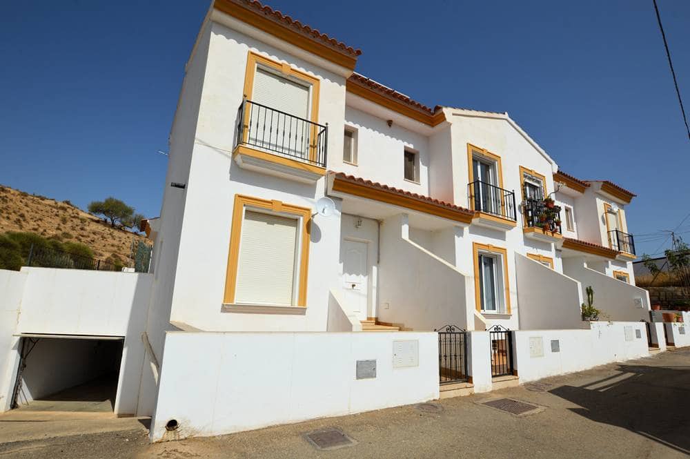 Casa de 2 habitaciones en Sorbas en venta con piscina garaje - 110.000 € (Ref: 10026165)