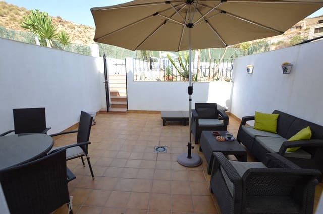 Casa de 2 habitaciones en Sorbas en venta con piscina garaje - 110.000 € (Ref: 10026165)