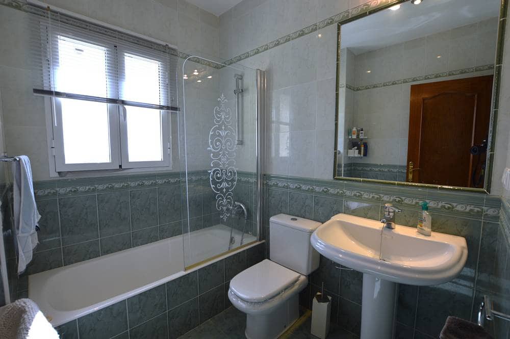 4 soveværelse Villa til salg i Bedar med swimmingpool garage - € 475.000 (Ref: 10095648)