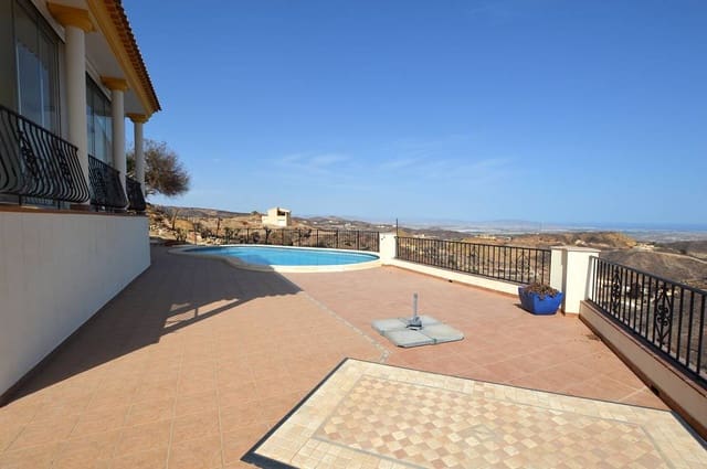 4 soveværelse Villa til salg i Bédar med swimmingpool garage - € 475.000 (Ref: 10095648)