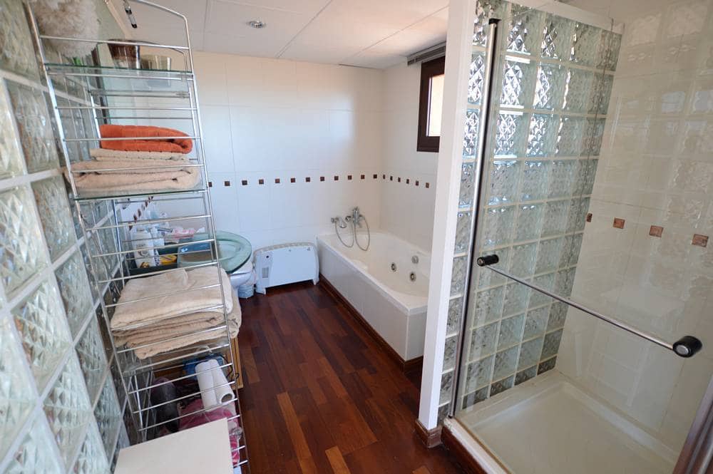 5 bedroom Villa for sale in Los Gallardos with pool garage - € 615,000 (Ref: 3185770)