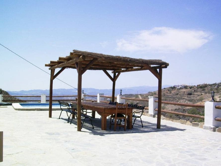 4 soveværelse Finca/Landehus til salg i Bedar med swimmingpool garage - € 345.000 (Ref: 3525791)