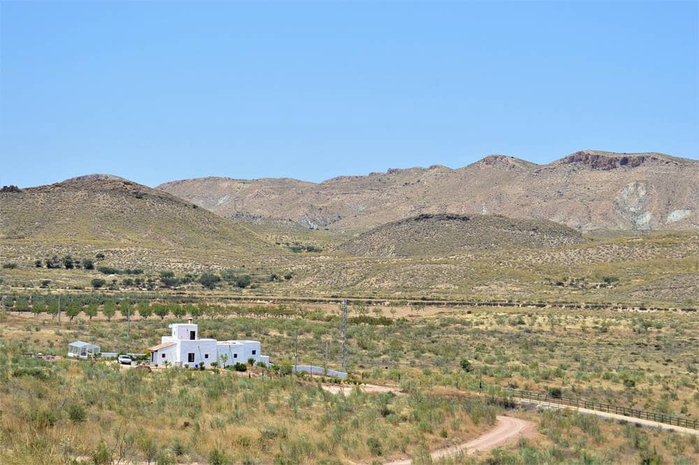 4 soveværelse Finca/Landehus til salg i Lucainena de las Torres med garage - € 339.000 (Ref: 6054415)