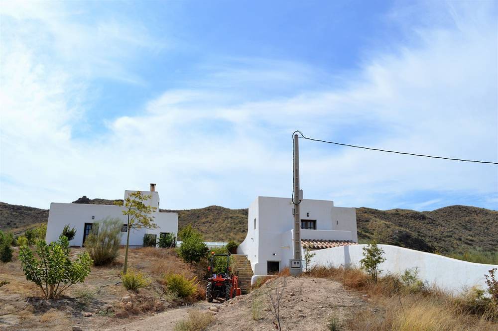 4 soveværelse Finca/Landehus til salg i Lucainena de las Torres med garage - € 339.000 (Ref: 6054415)