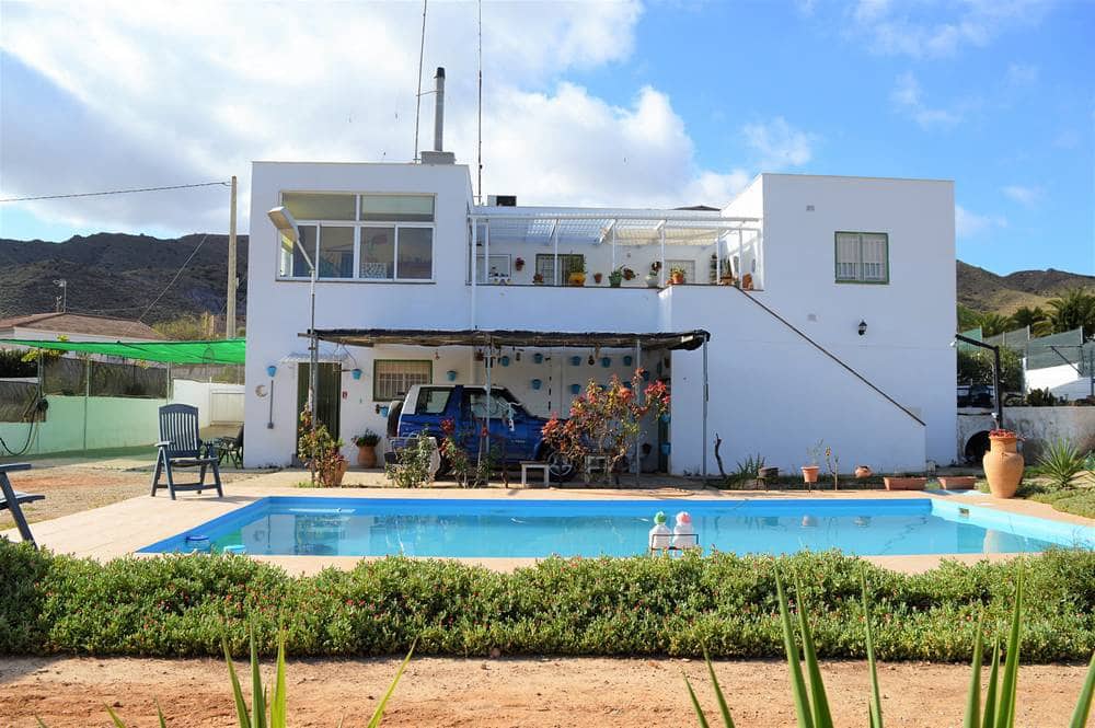 3 soveværelse Villa til salg i Sorbas med swimmingpool garage - € 199.950 (Ref: 6389182)