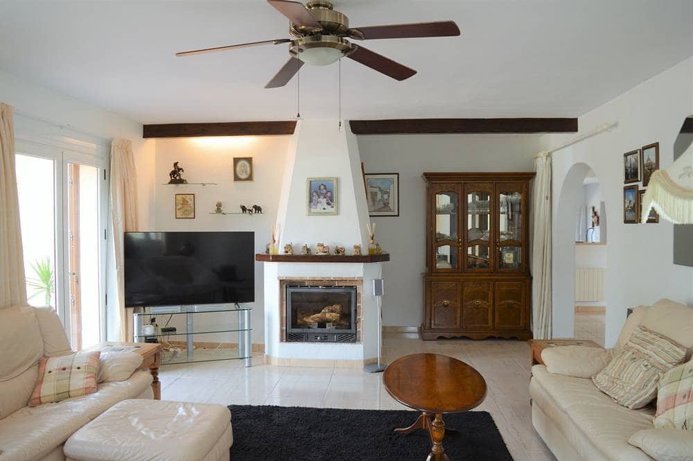 4 soveværelse Villa til salg i Bedar med swimmingpool garage - € 430.000 (Ref: 6658378)