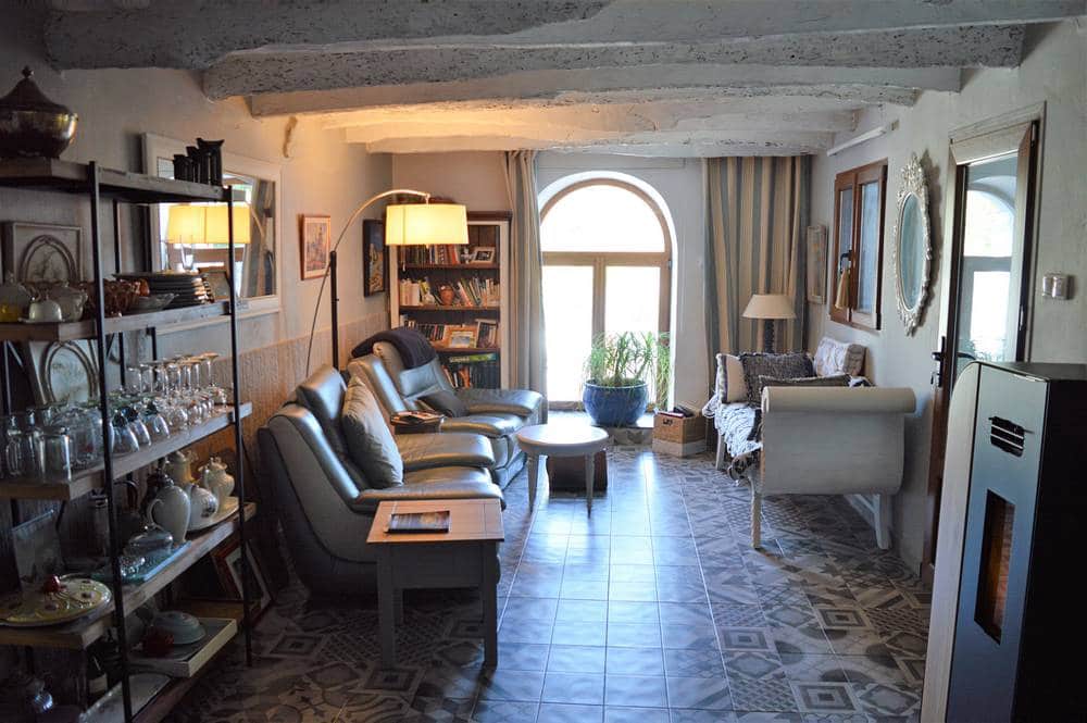 4 sypialnia Finka/Dom wiejski na sprzedaż w Cariatiz z garażem - 165 000 € (Ref: 7302129)