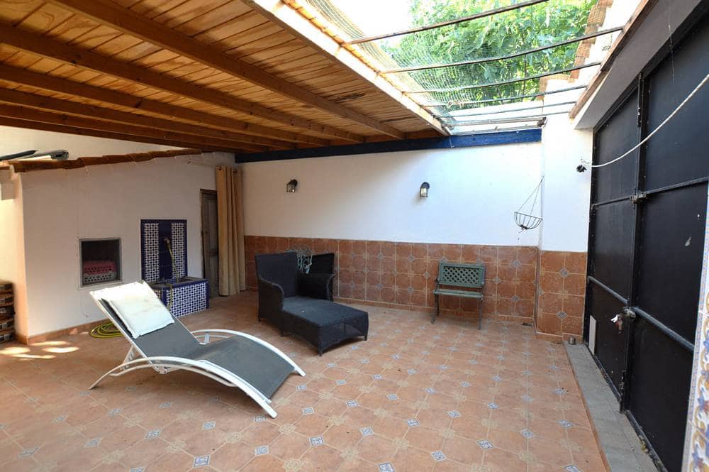 4 sypialnia Finka/Dom wiejski na sprzedaż w Cariatiz z garażem - 165 000 € (Ref: 7302129)