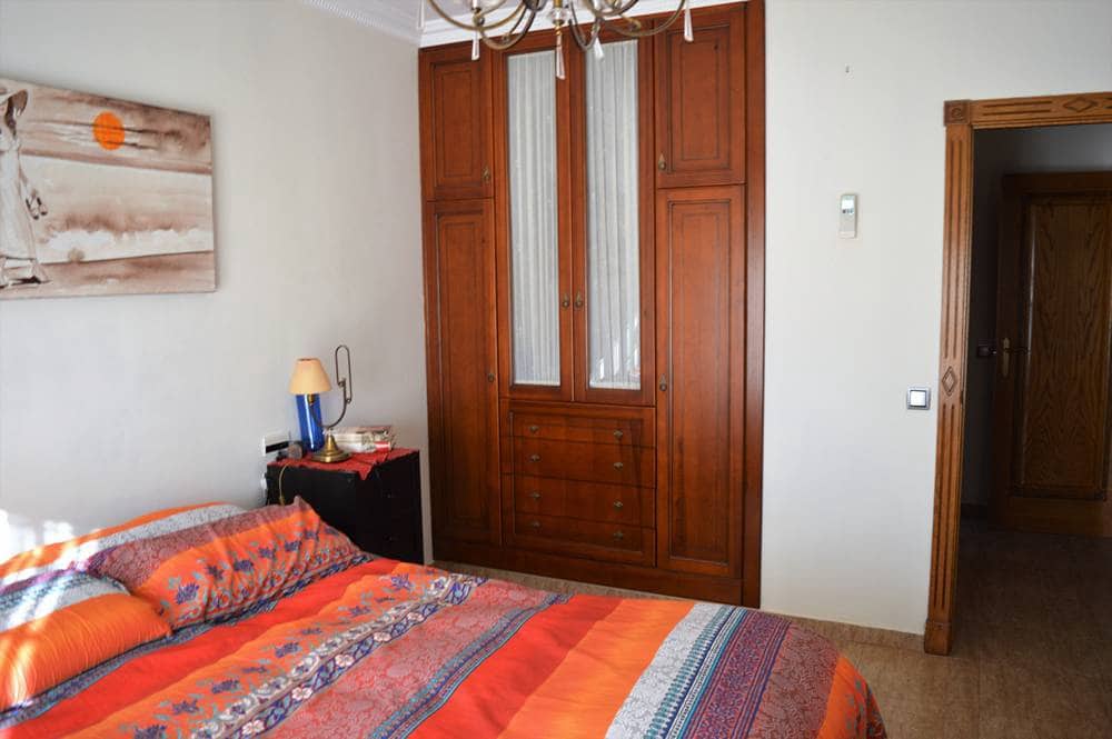 4 soveværelse Villa til salg i Cariatiz med garage - € 260.000 (Ref: 7327235)