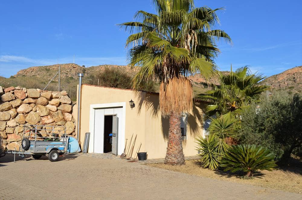 4 soveværelse Villa til salg i Cariatiz med garage - € 260.000 (Ref: 7327235)