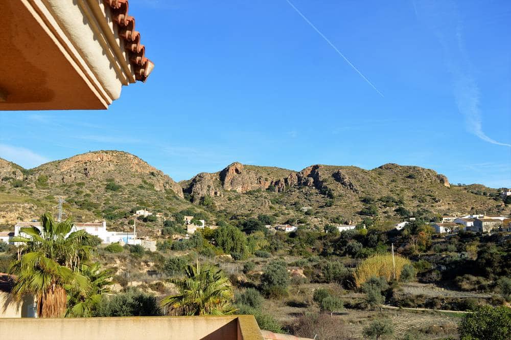 4 soveværelse Villa til salg i Cariatiz med garage - € 260.000 (Ref: 7327235)