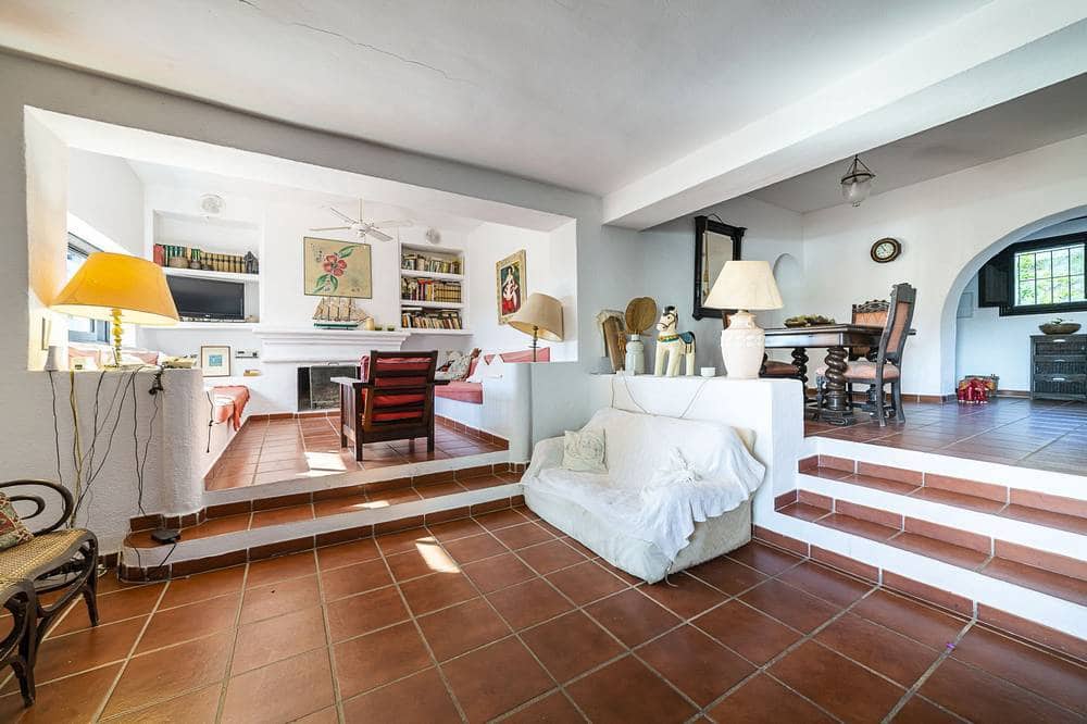 6 quarto Moradia para venda em Agua Amarga com piscina garagem - 1 250 000 € (Ref: 7825727)