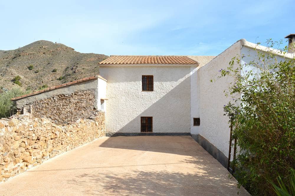 5 camera da letto Casa in vendita in Lubrin con garage - 95.000 € (Rif: 7901560)