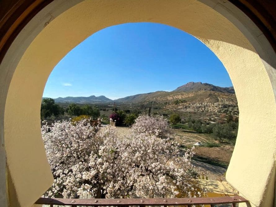 7 soveværelse Finca/Landehus til salg i Carboneras med garage - € 620.000 (Ref: 8193194)