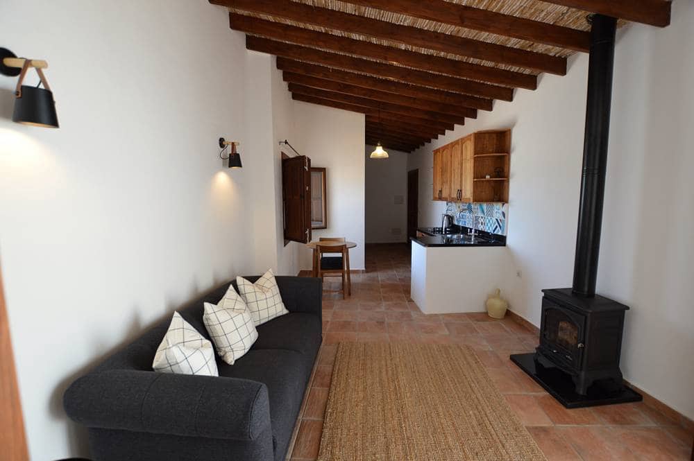 8 soveværelse Byhus til salg i Uleila del Campo med garage - € 190.000 (Ref: 8232804)