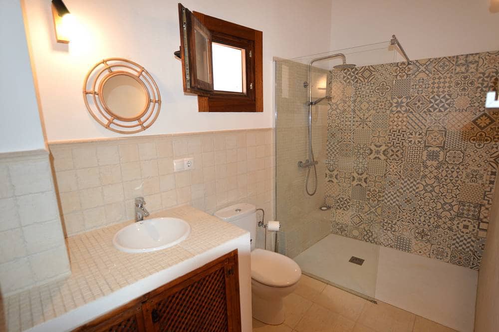 8 soveværelse Byhus til salg i Uleila del Campo med garage - € 190.000 (Ref: 8232804)